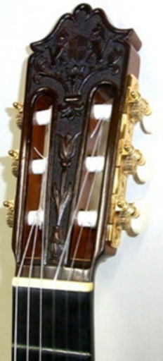 中出敏彦先生の手工製クラシックギター（NO３０型）