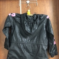 JENNI 120 黒 ジャンパー  ウインドブレーカーの画像