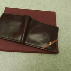 a.testoniア・テストーニ　二つ折り財布　クローゼットの奥から出てきました。の画像