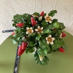 苺のパンフラワー★インテリア★飾り物★置物★ハンドメイドの画像