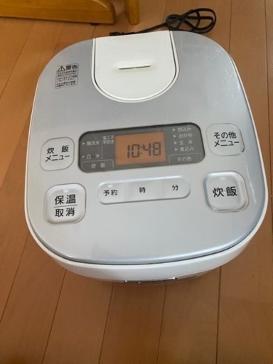 アイリスオーヤマ5.5合炊き炊飯器　取扱説明書有り