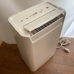 乾燥除湿器（アイリスオーヤマ）