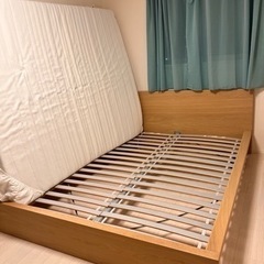 【IKEA】クイーンサイズベッド（マットレス付き）