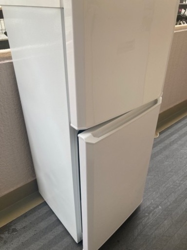 取引中。121L 冷蔵庫