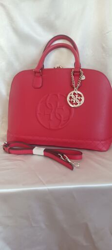 GUESS　バック