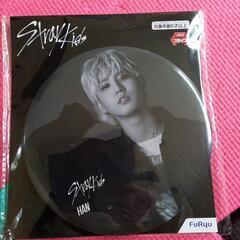straykids   ストレイキッズ　ハン　缶バッジ