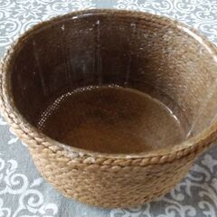 フラワーアレンジメントにいかがですか？　丸かご