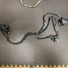 フォルツァ　mf06 フロントキャリパー　ジャンク