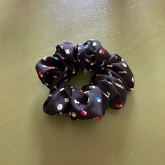 シュシュ　ヘアアクセサリー　ヘア飾り　3個おまとめ　の画像