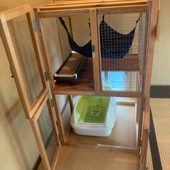 手作り木製キャットケージの画像