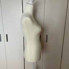 お引渡し決定しました。女性用　トルソーの画像