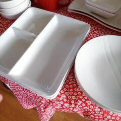 白いプレート　二枚セットの画像