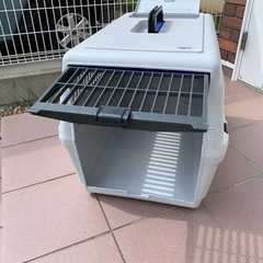 トラベルキャリー　中古　中型犬用　高さ約50センチの画像