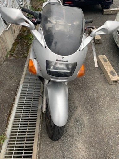 バイク Kawasaki ZZR250