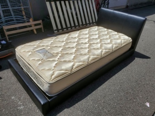 シングルベッド　ニトリ