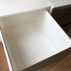 0円お譲り☆衣装ケース　３段×2の画像