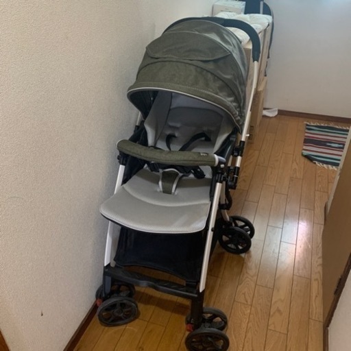 ベビーカー