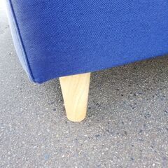 2人掛け　ソファー　足付きの画像