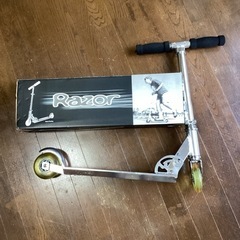 キックボード　新品　RAZOR MS130 初期モデル