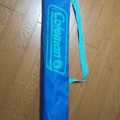 ビーチパラソル（コールマン　アーガイル柄ブルー）スタンド付きの画像