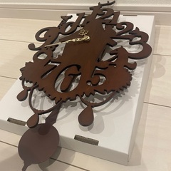インテリア　木製　壁掛け時計の画像