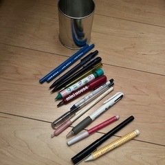 中古　筆記用具　無料の画像