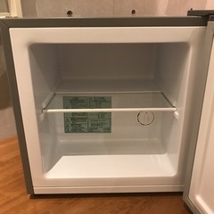 【自宅引渡し】エスキュービズム 1ドア冷凍庫 WFR-1032SL 32Lの画像