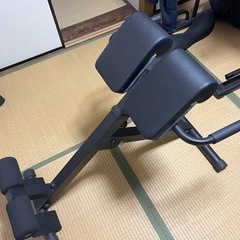 バックエクステンションマシン