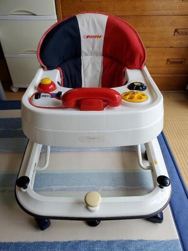 Combi　コンビ　歩行器