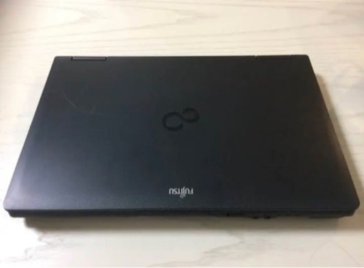 富士通 FUJITSU ライフブックLIFE bookA561 ノートパソコン