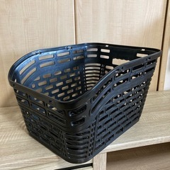 自転車後ろカゴの画像