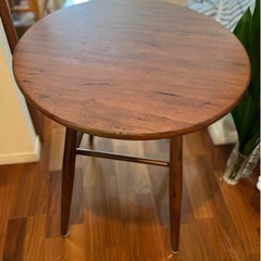 <9/25まで>ニトリ　カフェテーブル ファンシー60 ミドルブラウンの画像