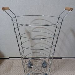 洗濯かご譲ります