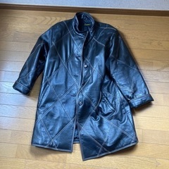 黒コート　羊革　１６０cm