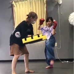津市　女性専用　キックボクササイズ　ダイエット　ジム　キックボクシングの画像