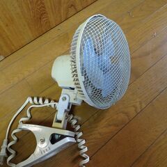 クリップ式　扇風機