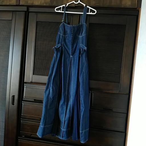 更に値下げしました☆タグ付き新品　キャミワンピース