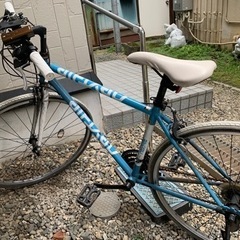 自転車 クロスバイク 21段変速