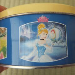 ディズニーキャラクター空き缶の画像
