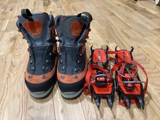 モンベル　アルパインクルーザー3000 26.5cm カジタックス12本爪
