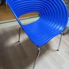 チェア　Vitra(ヴィトラ)
Tom Vac
