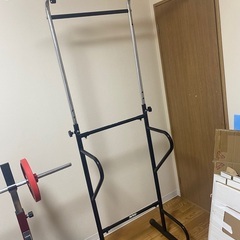 懸垂器　チンニングマシン