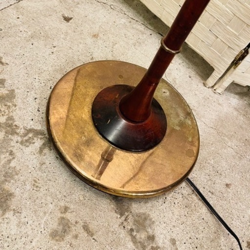 【売約済み】　ヤマギワ取扱　池田製作所　フロアスタンド　間接照明　電気　シェード　レトロ　ビンテージ　アンティーク　カントリー　アメリカン　オールド　検　真鍮　スイングアーム　照明　アーム　可動　調光 売約済み】 ヤマギワ取扱 池田製作所 フロアスタンド 間接照明 電気