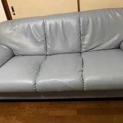 三人掛けソファー