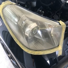 愛車のヘッドライト黄ばみ除去 スチーム施工〜