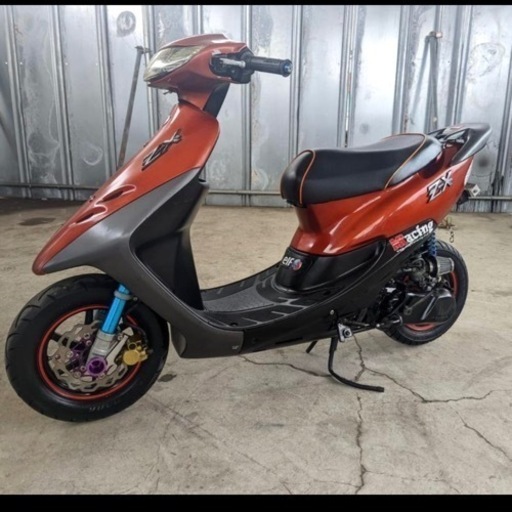 Live Dio ZX フルカスタム　レストアベース