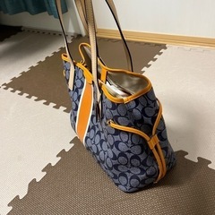 大幅値下げしました。coachのショルダーバッグ(新品,美品，
未使用)の画像