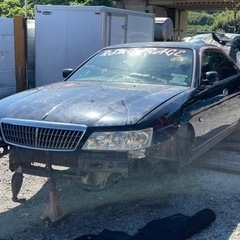 ローレルc35箱MT公認別でバンパー3点セットプレゼントします