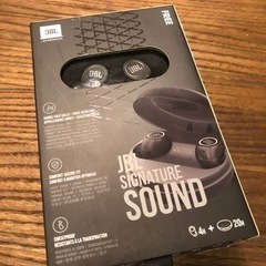 JBL Bluetoothイヤホンの画像