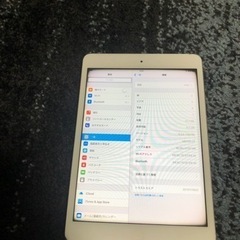 iPad mini ※ちょっとだけ画面の四角が薄暗いですの画像